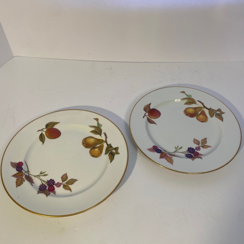 Royal Worcester Evesham Salad Plates Set of 2 White Gold Trim Excellent Fruit